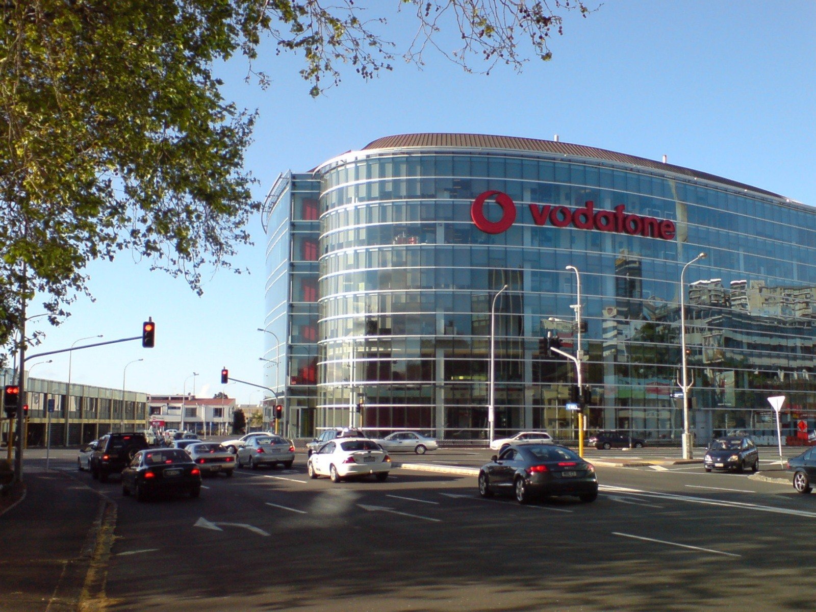 Vodafone_Building_Near_Victoria_Park