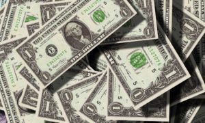 Will the US Dollar lose its credibility?