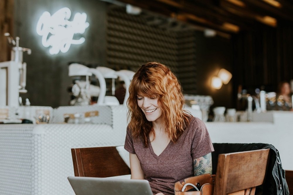 Common traits between the blogging and hotel business