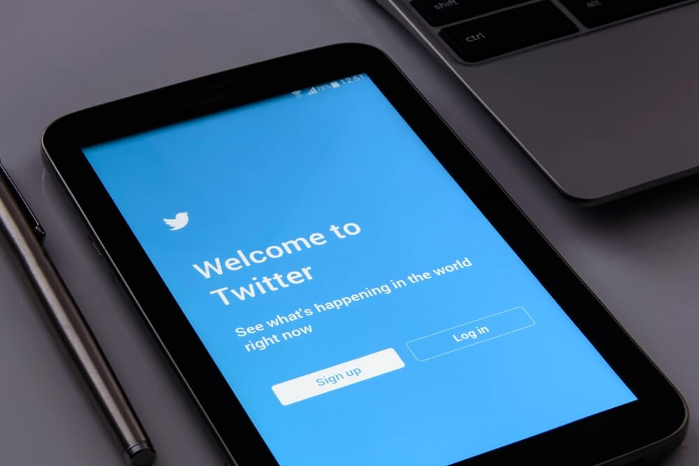 How to expand your business exposure through Twitter