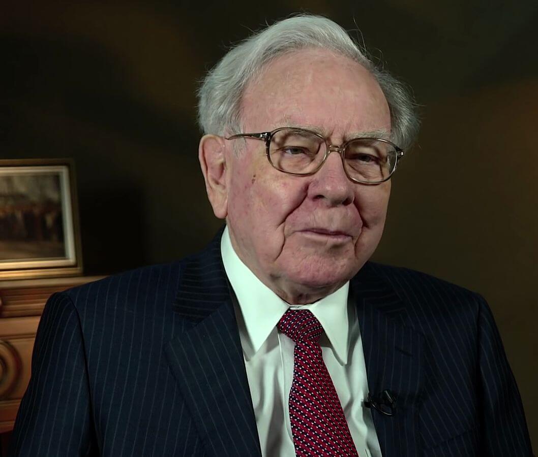 warren buffett cash