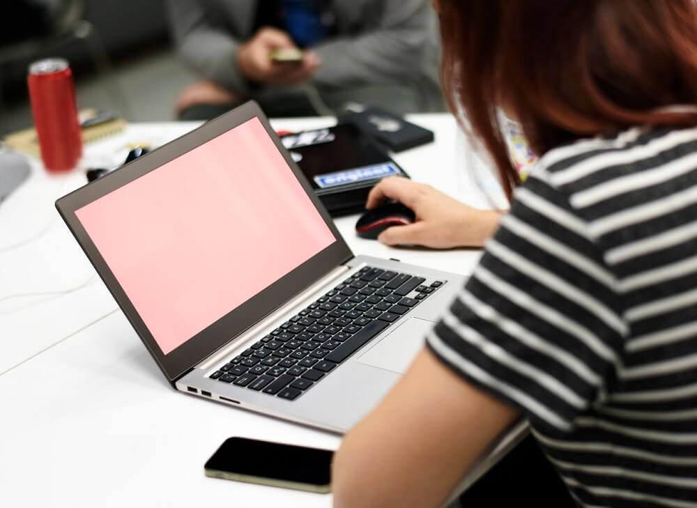 5 financial tips to keep your new business afloat
