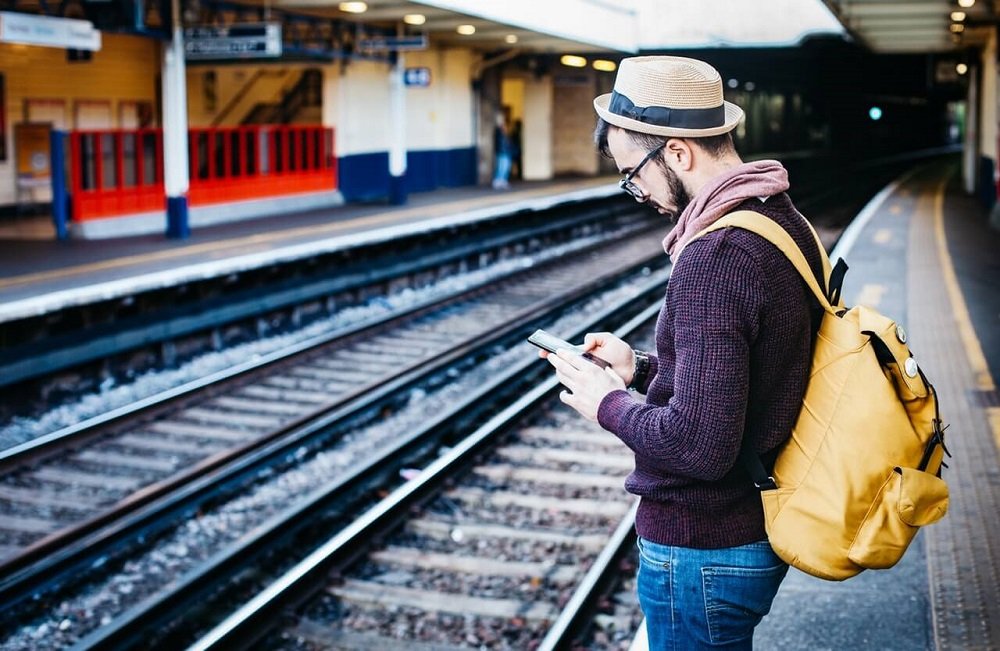 How to remain safe on the Internet while traveling