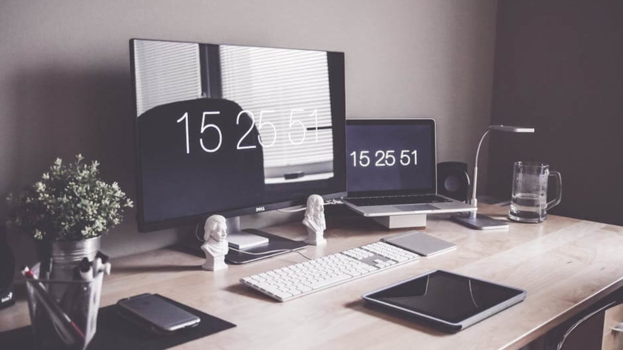 7 Ways To Organize Your Workspace For Productivity