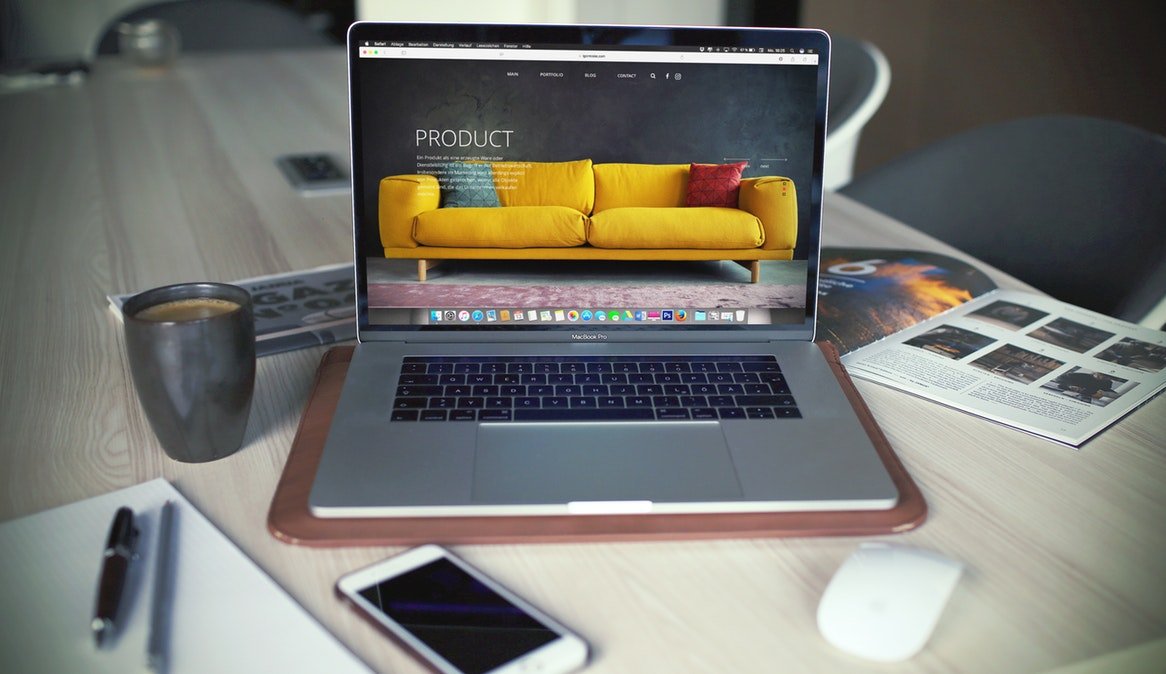 One of the ways to do a content makeover on your website is to declutter your homepage. 