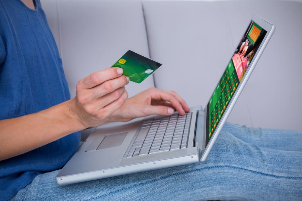 E-wallets provide smooth transaction in making online payments for online casino gambling. (Photo by DepositPhotos)
