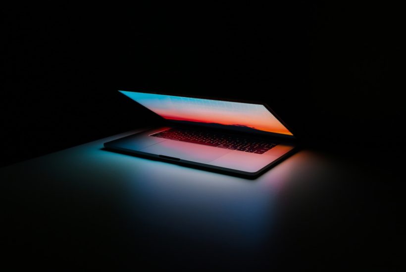 This picture show a MacBook.