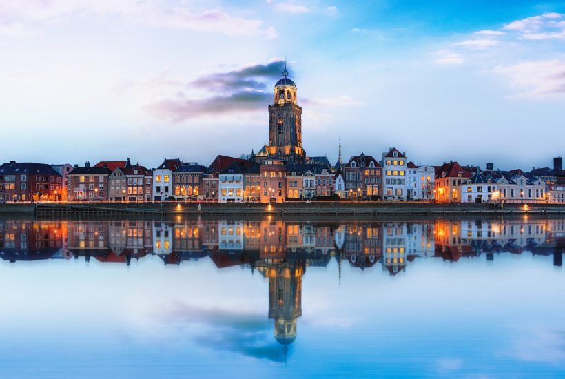 This picture show a town in the Netherlands.