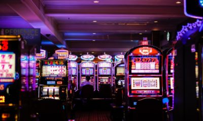 This picture show some gambling machines in a casino.