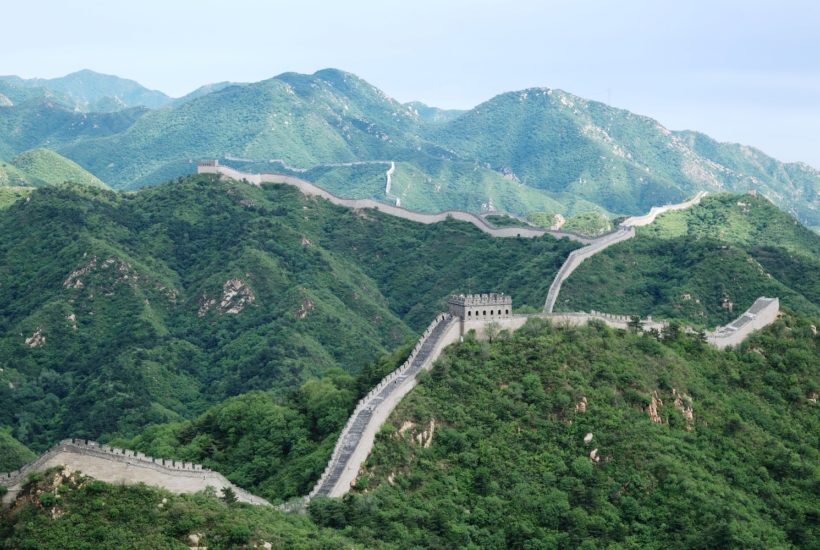 This picture show the great wall of China.