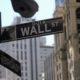 This picture show a Wall Street sign.