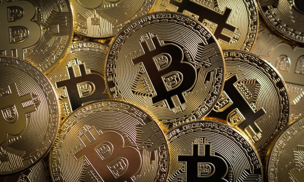 Bitcoin ETFs Attract Capital Again, While Ethereum ETFs Continue to Weaken