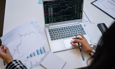 eToro