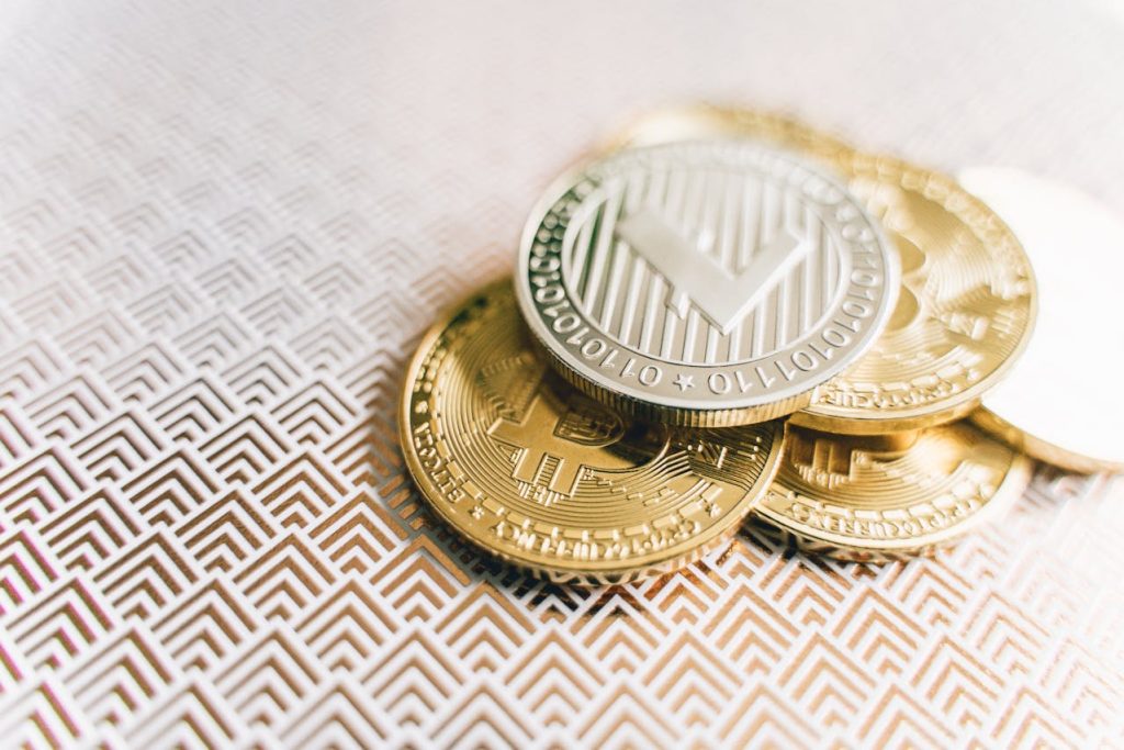 XRP vs. Litecoin: The Race for the Next Crypto ETF Heats Up